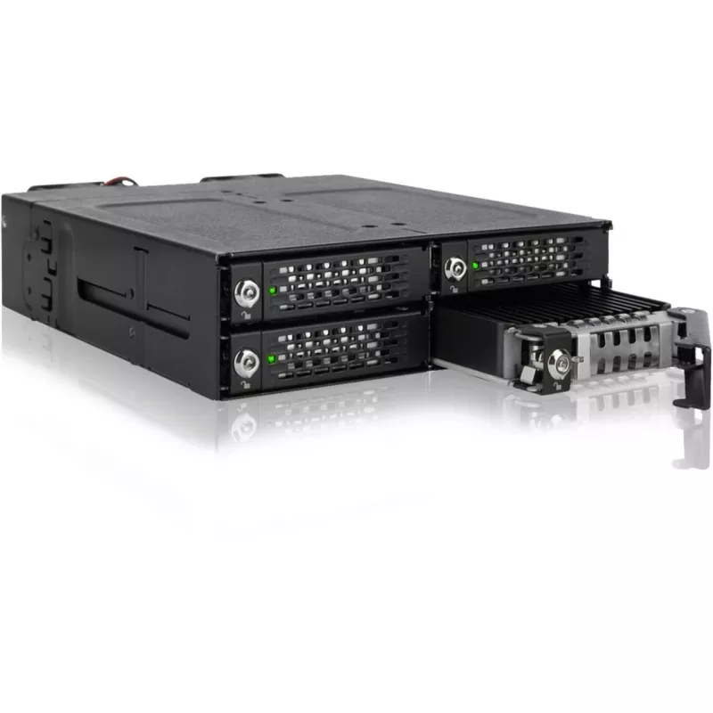 ICY DOCK ToughArmor MB720MK-B V3 - 4x PCIe 4.0 M.2 NVMe į 4x OCuLink 1x 5.25 lizdo mobilus stovas metalinis juodas su raktų užraktu (tri-mode suderinamas)