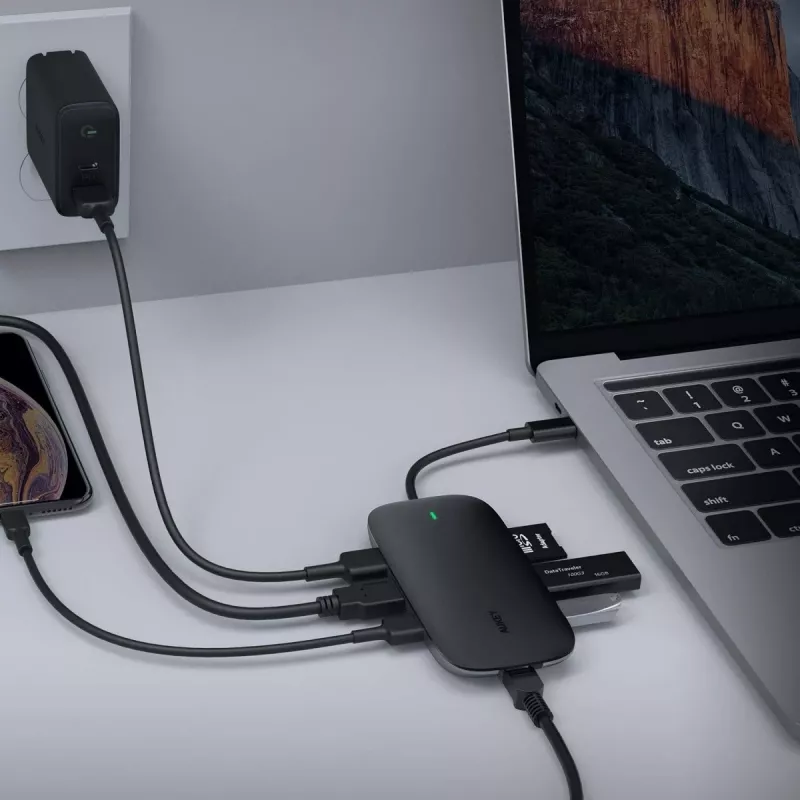 USB-C stotelė nešiojamam kompiuteriui AUKEY CB-C71 — 3x USB‑C (USB 3.2 Gen1), HDMI, RJ‑45, MicroSD, USB PD 100W, 0,15 m kabelis, juoda