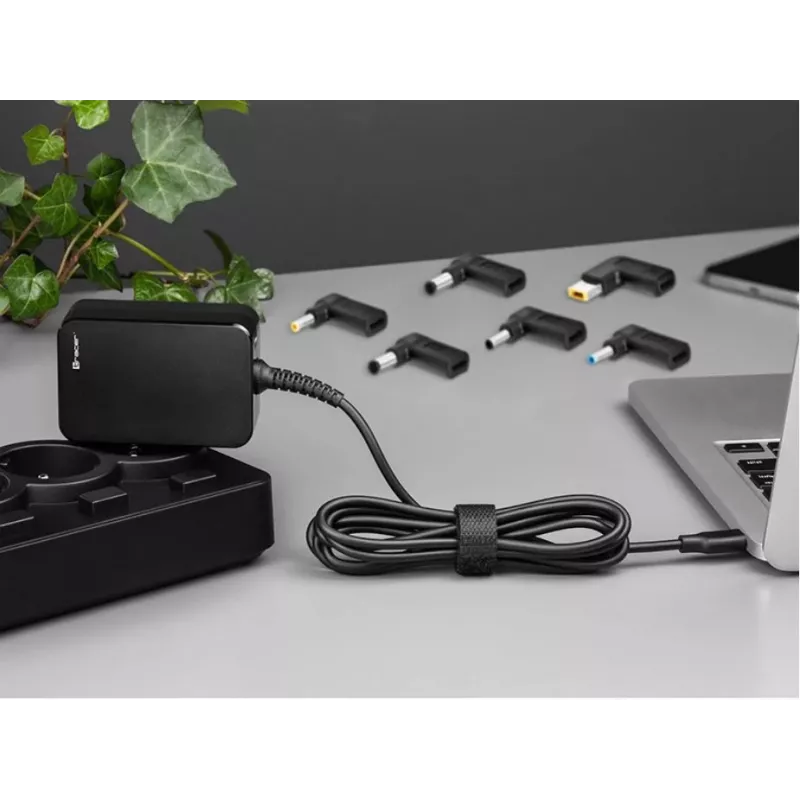 Maitinimo adapteris nešiojamam kompiuteriui Notebook Prime 65W universalus 7w1