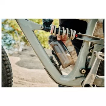 Butelis Fidlock Twist 590 Bike Base juodas 590ml – magnetinis dviračio butelis