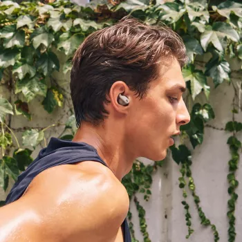 Beats by Dr. Dre Powerbeats Fit Belaidės sportinės ausinės į ausį pilka