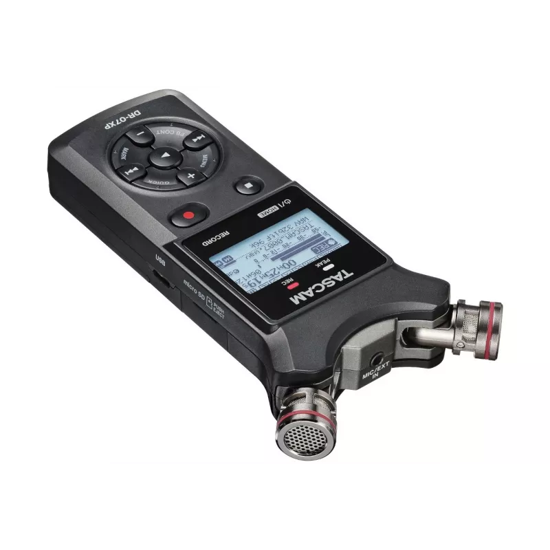 Tascam DR-07XP – nešiojamas skaitmeninis diktofonas su USB sąsaja