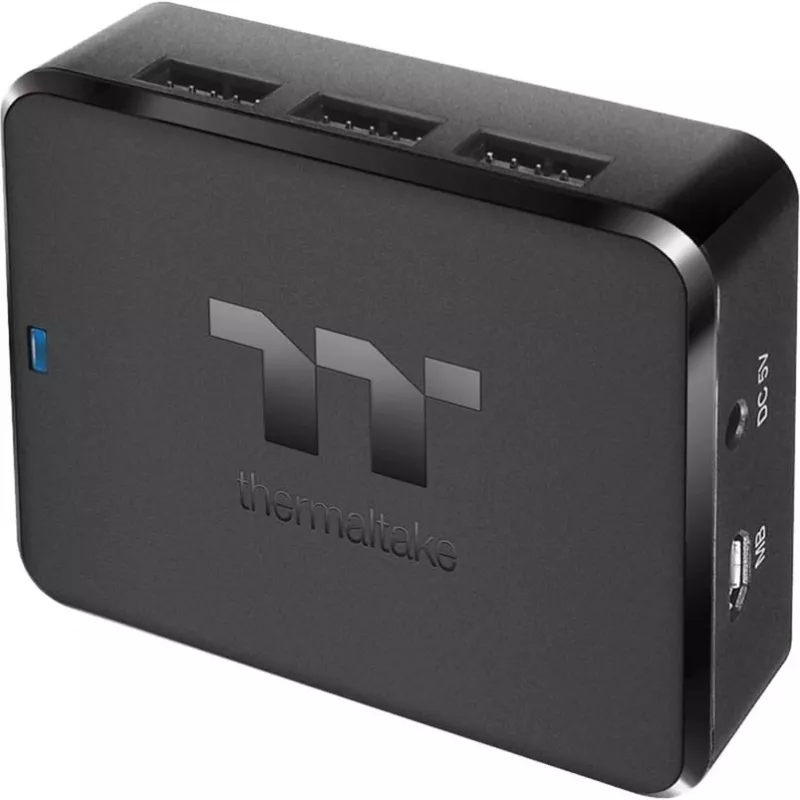 Thermaltake H200 PLUS vidinis USB šakotuvas – TT Premium Edition – 3 x USB 2.0 + 3 x USB 2.0 (vidiniai)