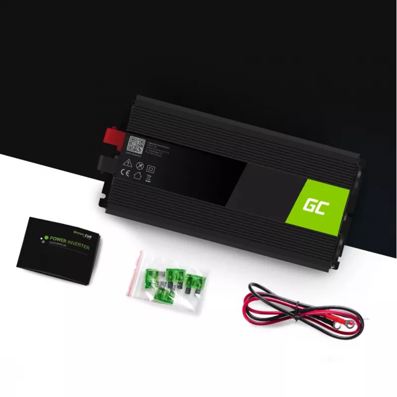 Automobilinis keitiklis Green Cell INV10 2000 W, 12 V DC į 230 V AC, C tipo išėjimas, 50 Hz, juodas