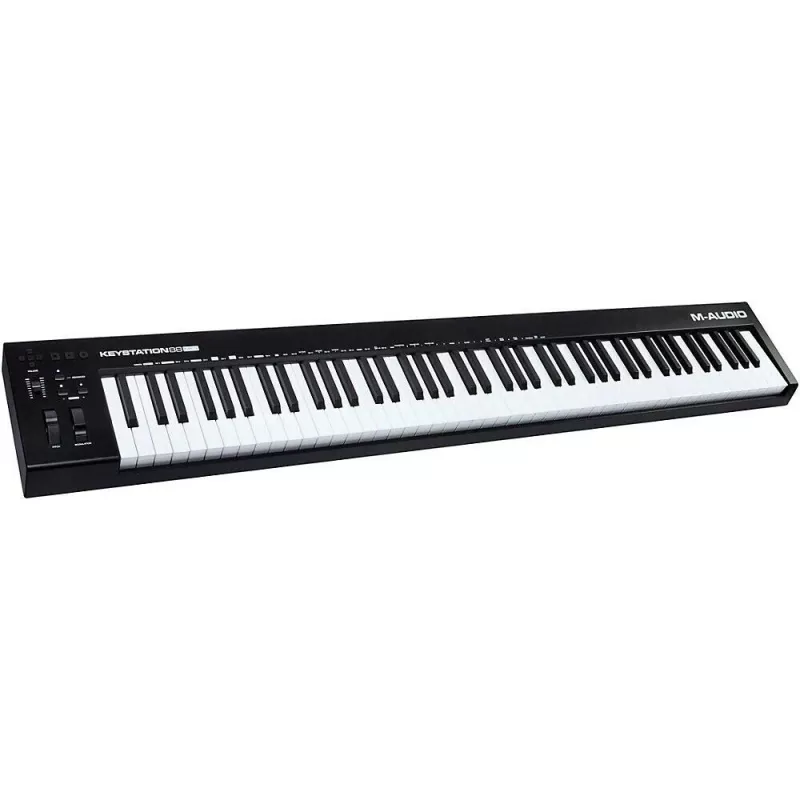 M-AUDIO Keystation 88 MK3 MIDI klaviatūra 88 klavišų USB juoda, balta