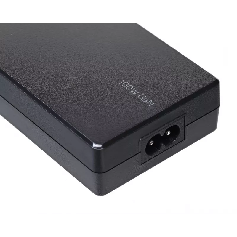 Belkin INC016VFBK maitinimo adapteris / keitiklis 100 W, GaN, juodas