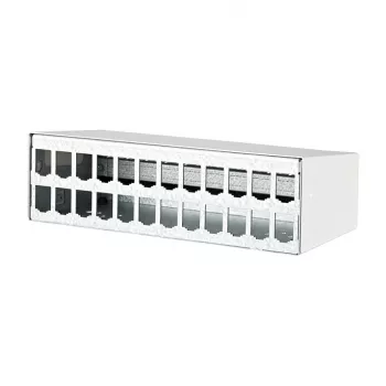 Metz Connect 130861-2402-E – 24 prievadų paviršinio montavimo skirstomoji dėžė, balta RAL 9010