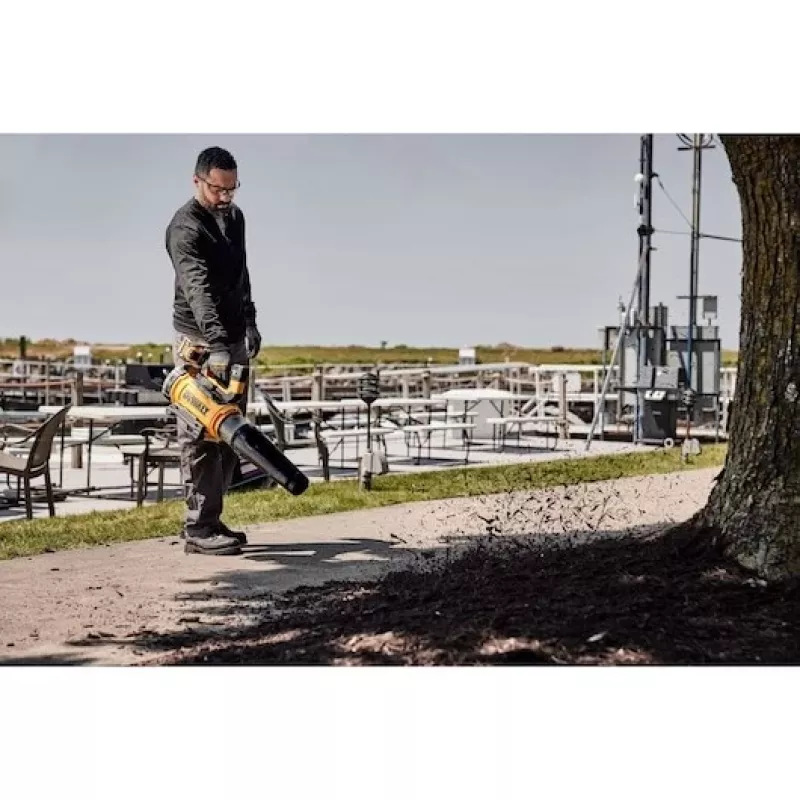 DeWALT DCMBL777X1-QW akumuliatorinis ašinis lapų pūstuvas, 54 V