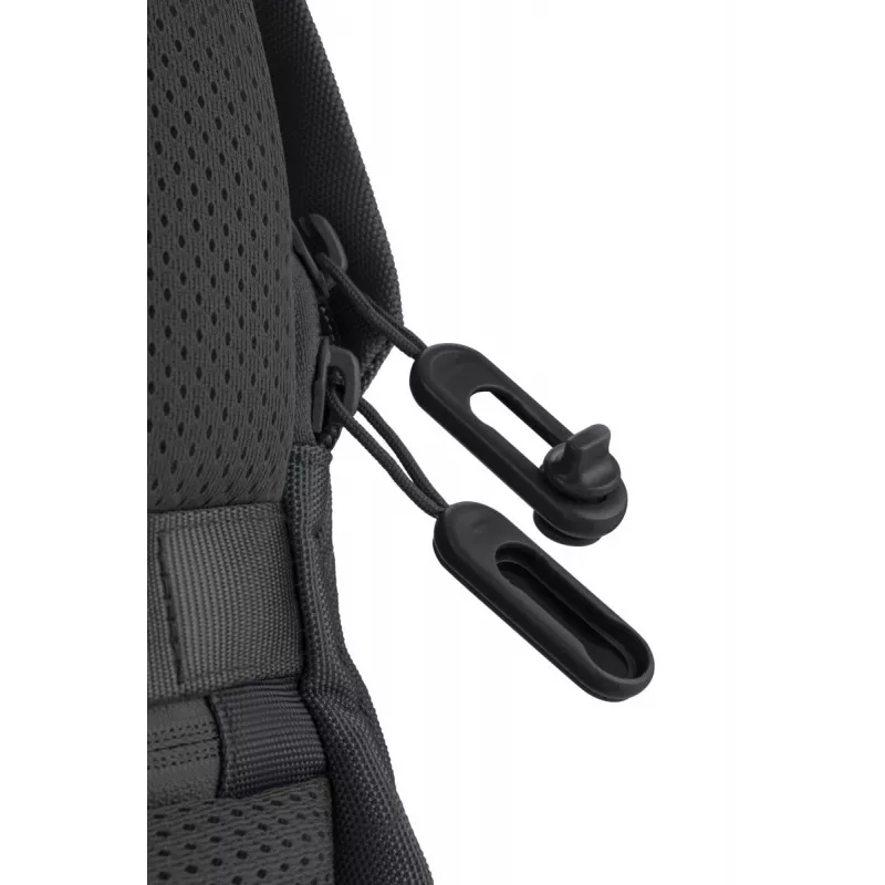 Kuprinė XDDESIGN Bobby Soft su 15,6 col. nešiojamojo kompiuterio skyriumi, 16 L, PET, juoda
