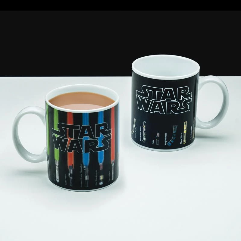 Paladone Star Wars Heat Change puodelis su šviesos kardais
