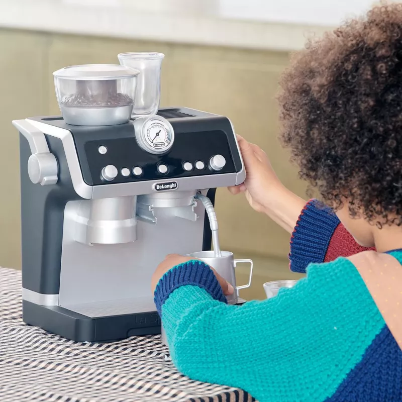 DeLonghi Barista kavos aparatas – vaikiškas žaislas buičiai