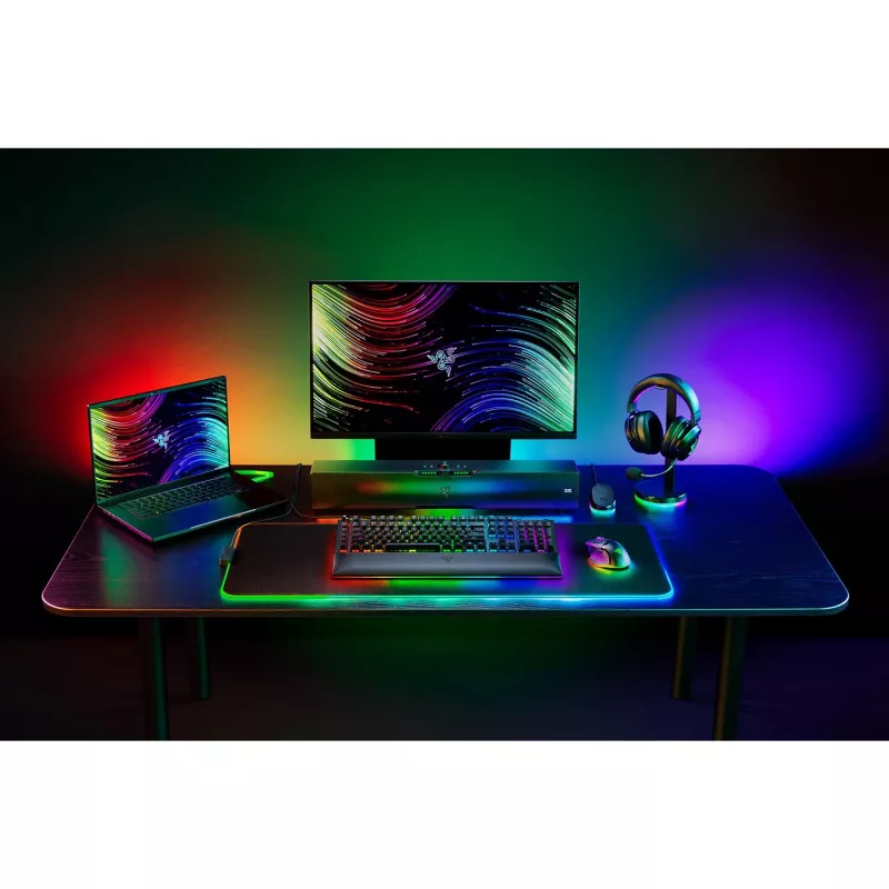 Razer BlackWidow V4 Pro klaviatūra žaidimams USB QWERTZ vokiška juoda