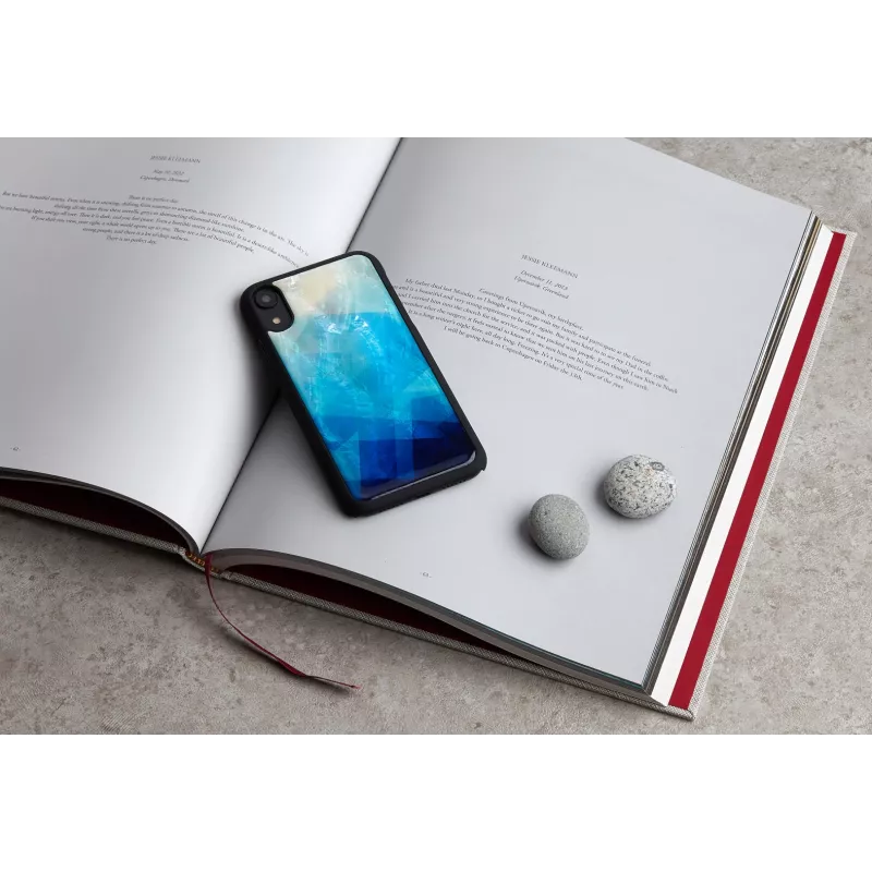 iKins apsauginis dėklas iPhone XR — mėlyno ežero išorė, juodas vidus
