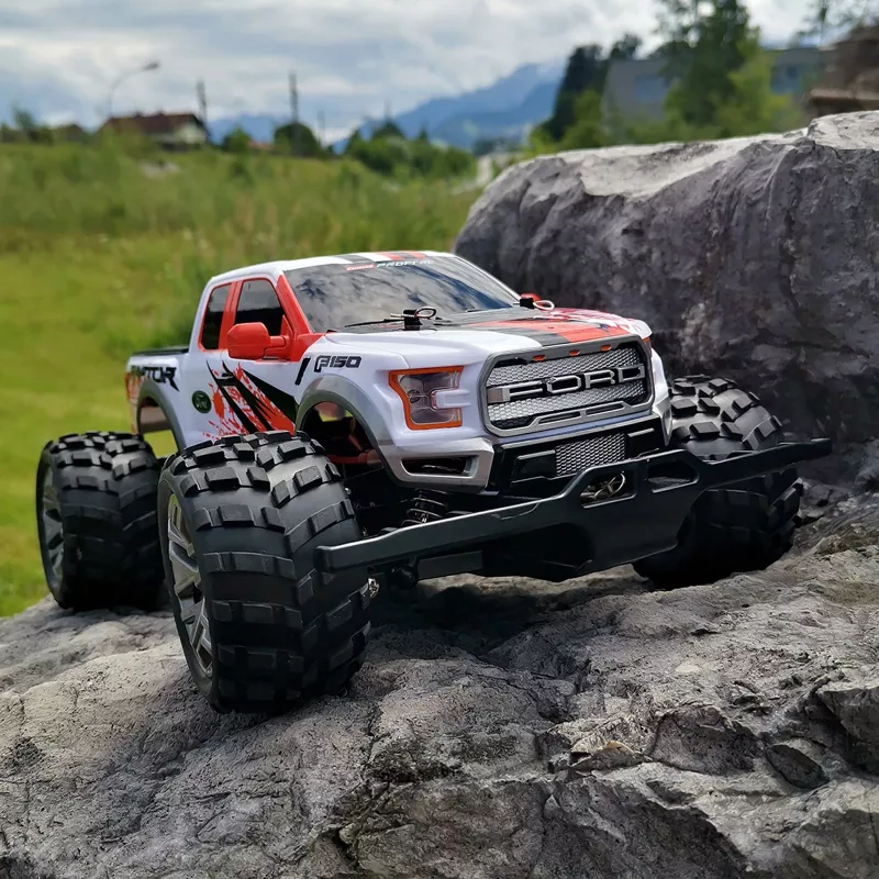 Carrera - Visureigis - 2,4GHz Ford F-150 Raptor -PX- Carrera Profi RC