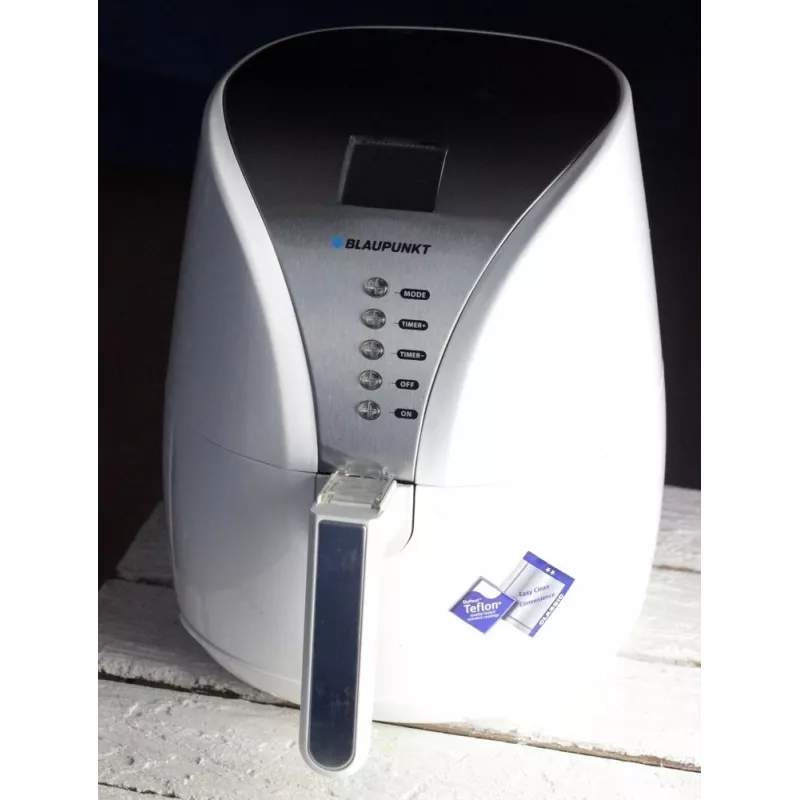 Kepimo be aliejaus aparatas BLAUPUNKT AFD601 — 4 l, 1500 W, 150–200 °C, LED ekranas, jutiklinis valdymas