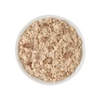 Šlapias kačių ėdalas Agras Pet Foods Schesir Baby in Brühe 70 g – vištiena, be grūdų, jaunikliams