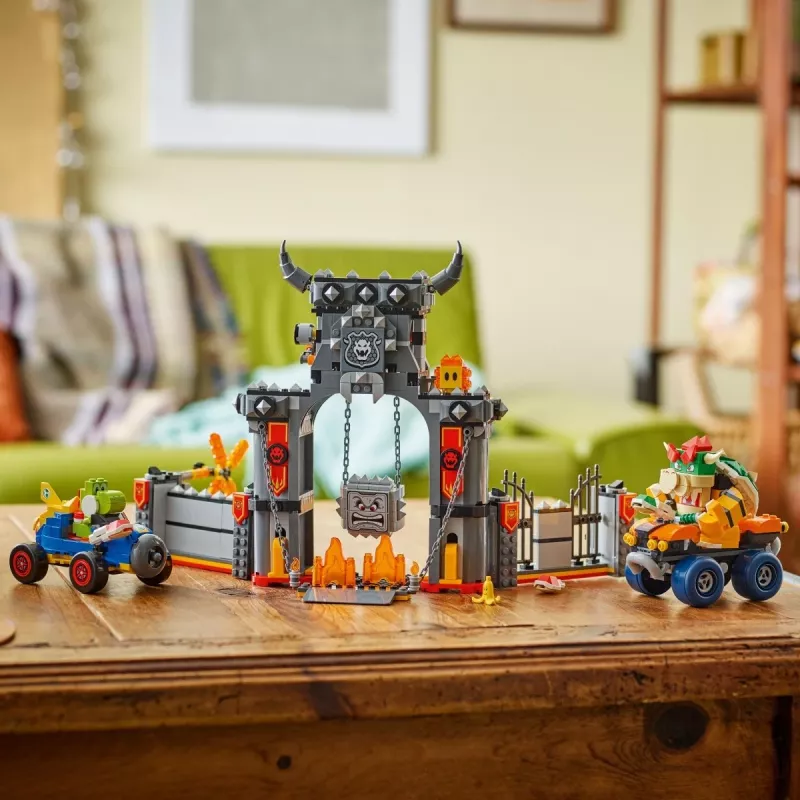 LEGO 72039 Super Mario Bowserio tvirtovė su Mario Kart – interaktyvus konstravimo rinkinys