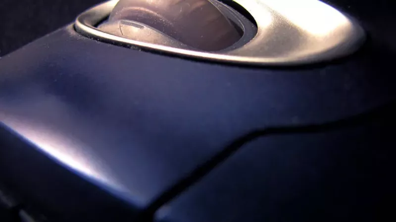 Ergonomika biure: kaip parinkti pelę ir sumažinti plaštakos apkrovą