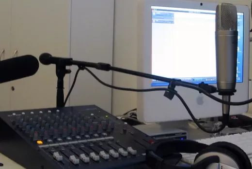 USB ar XLR: kaip išsirinkti mikrofoną verslo tinklalaidei