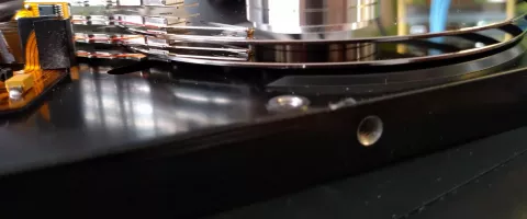 2 TB disko kaina verslui: TCO, garantija ir patikimumo gidas