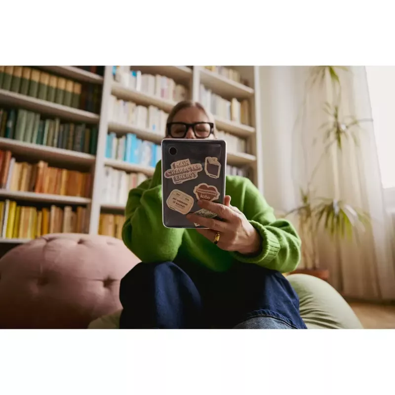 E. knygų skaitytuvė Kobo Clara Colour 16 GB Wi‑Fi E Ink Kaleido, 6 colių 1448×1072, 1500 mAh, Bluetooth, USB‑C