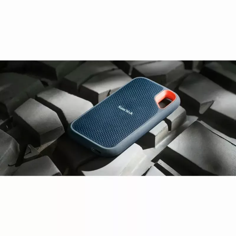 Išorinis SSD diskas SanDisk Extreme Portable 4 TB (SDSSDE61-4T00-G25)
