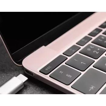 D-Link 6-in-1 USB-C šakotuvas su HDMI / kortelių skaitytuvu / Power Delivery