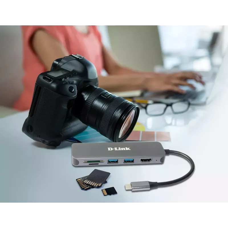 D-Link 6-in-1 USB-C šakotuvas su HDMI / kortelių skaitytuvu / Power Delivery