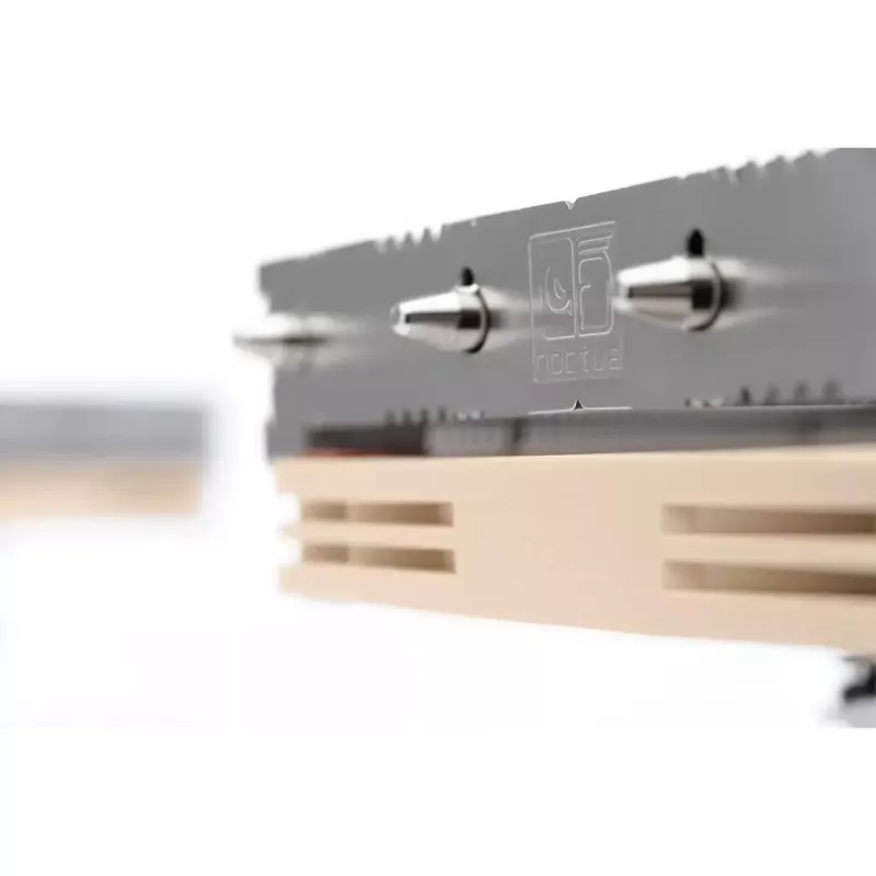 CPU aušintuvas Noctua NH-L12S – žemo profilio aušintuvas, 120 mm ventiliatorius, PWM, 12 V, 1850 RPM maks., 94,2 m³/h oro srautas, suderinami lizdai LGA1700/1200/115x/1156 ir AM4/AM5