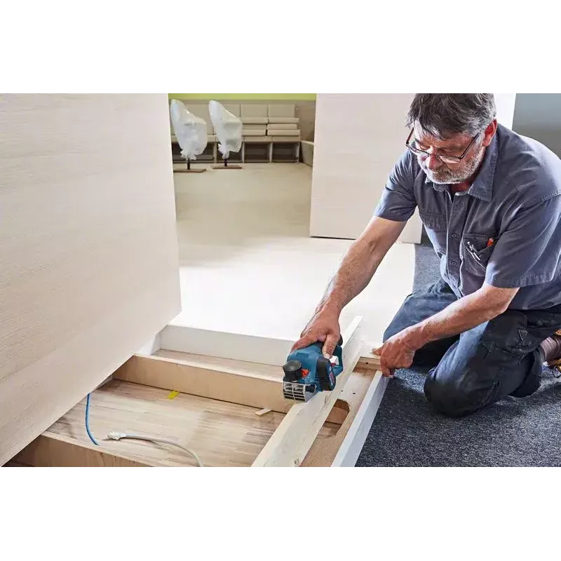 Bosch GHO 12V-20 Professional elektrinis oblius, juoda, mėlyna, raudona, 14500 sūkių/min