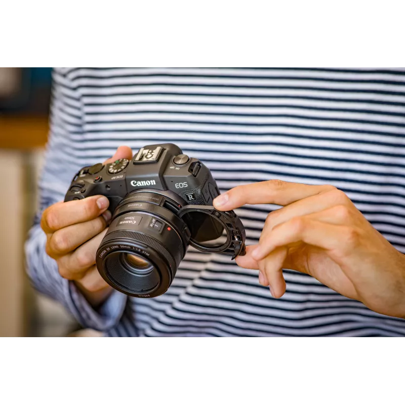 Canon EOS RP MILC korpusas 26,2 MP CMOS 6240 x 4160 pikselių juoda