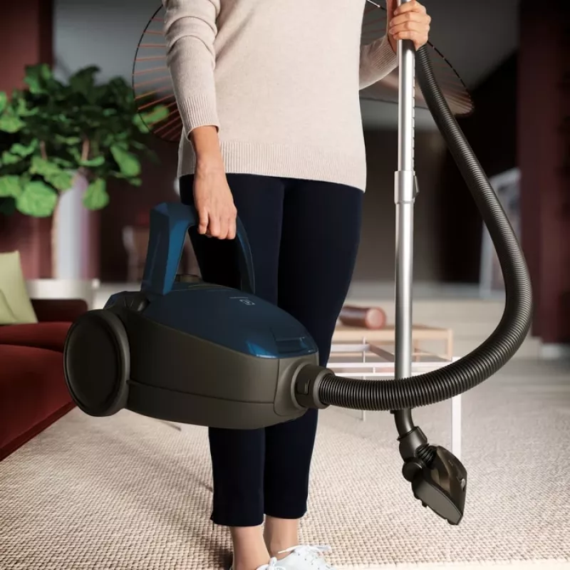 Cilindrinis dulkių siurblys Electrolux PD82-4ST — 3,5 L dulkių maišas, EPA E12, 500 W, 12 m spindulys, 57 dB