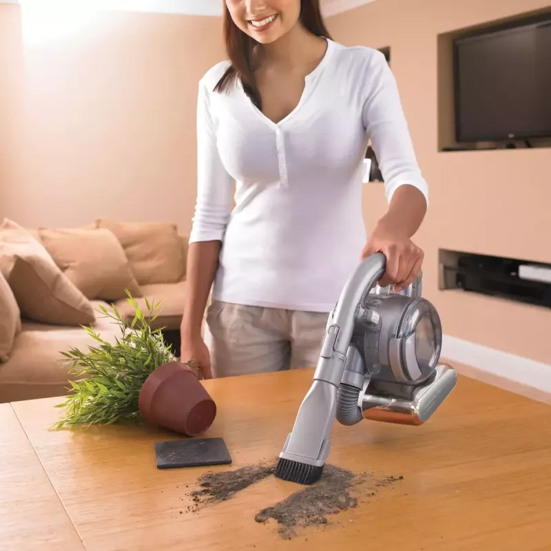Black & Decker PD1820L-QW Flexi akumuliatorinis rankinis siurblys, chromo spalvos