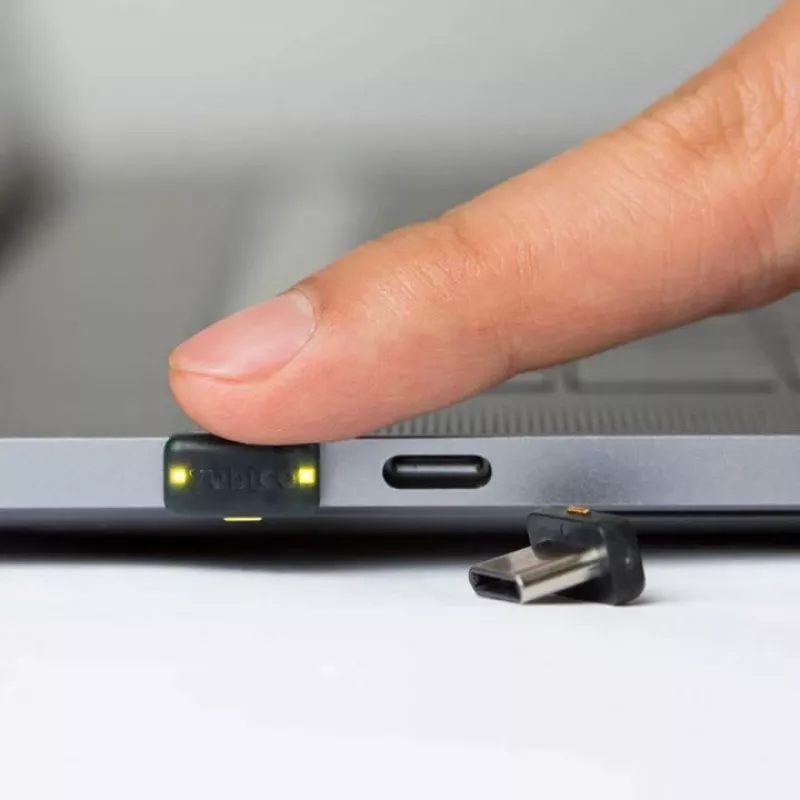 Yubico YubiKey 5C Nano saugos raktas