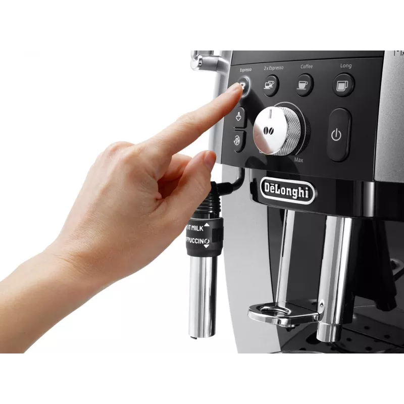 Espresso aparatas De’Longhi Magnifica S Smart ECAM 250.23.SB — 1,8 L vandens talpa, 250 g pupelių talpa, 15 bar, įmontuotas malūnėlis