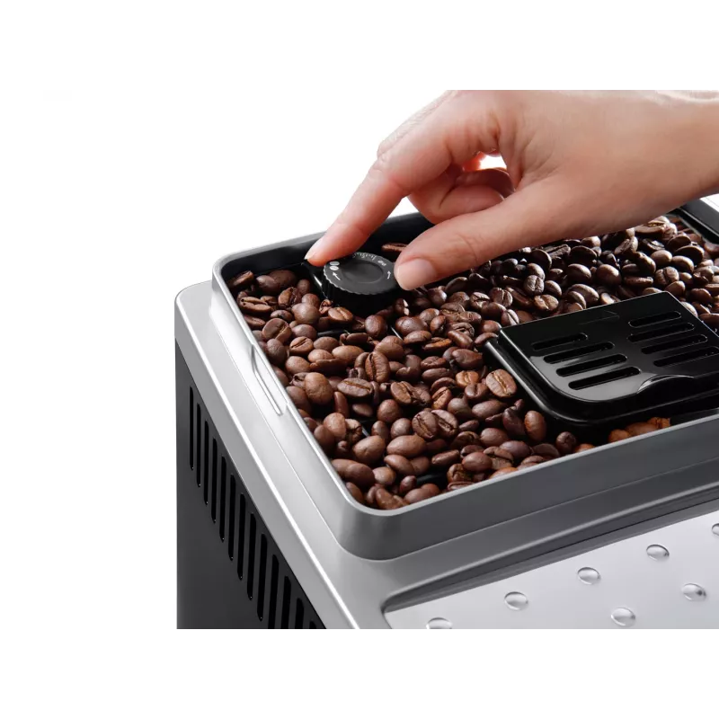 Espresso aparatas De’Longhi Magnifica S Smart ECAM 250.23.SB — 1,8 L vandens talpa, 250 g pupelių talpa, 15 bar, įmontuotas malūnėlis