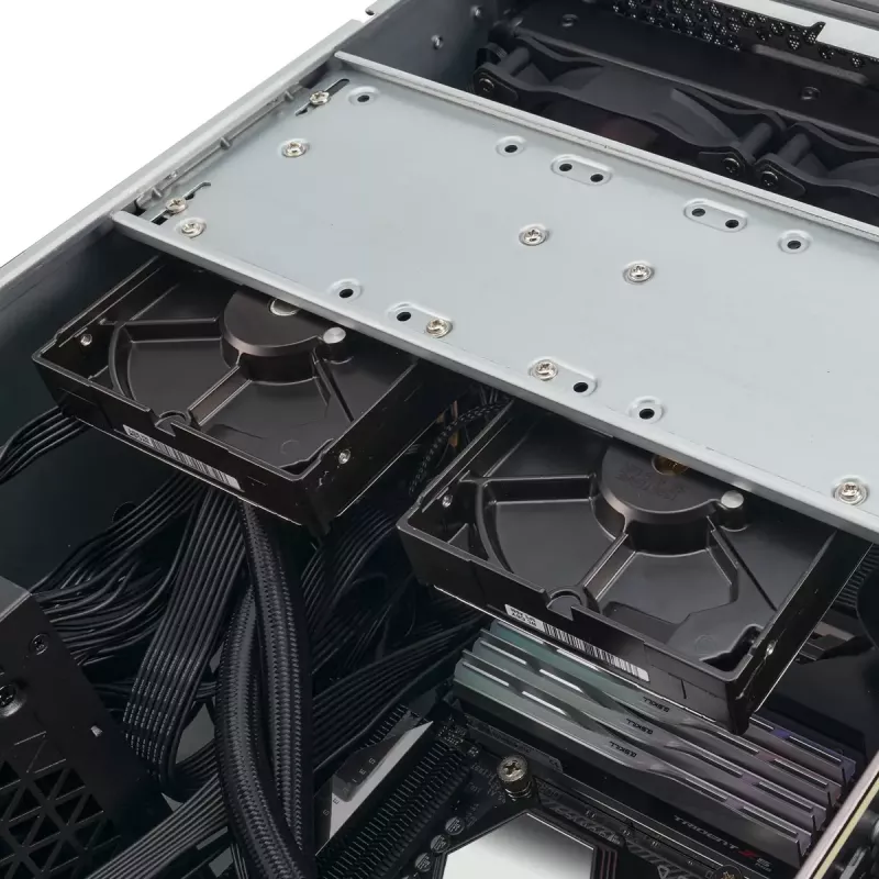 Serverio korpusas Silverstone SST-RM44 4U juodas ATX 240/360 mm