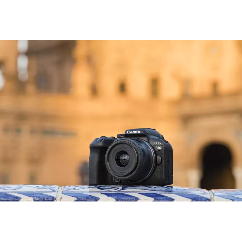 Canon EOS R10 + RF-S 18-45mm F4.5-6.3 IS STM veidrodinis fotoaparatas 24.2 MP CMOS 6000 x 4000 juodas