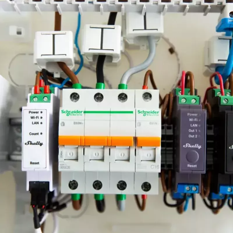Shelly Pro 3EM trifazis energijos skaitiklis AC iki 120 A 50-60 Hz