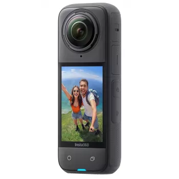 Veiksmo kamera Insta360 X4 — 72 MP, 8K (7680×3840) CMOS, 1/2 colio sensorius, įmontuotas ekranas, Wi‑Fi, 120 kadrų/s, MicroSD, 602 g, juoda