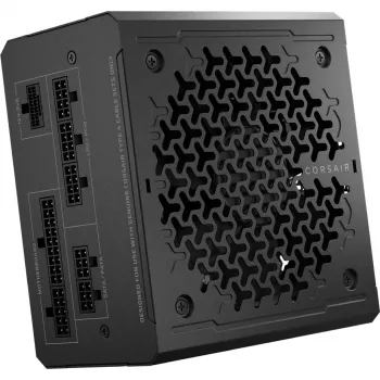 Maitinimo blokas CORSAIR RM750e 750 W ATX 3.1 80 PLUS Gold visiškai modulinis, 24 kontaktų, 120 mm ventiliatorius, 6×SATA, 2×PCIe (6+2), 2×PATA
