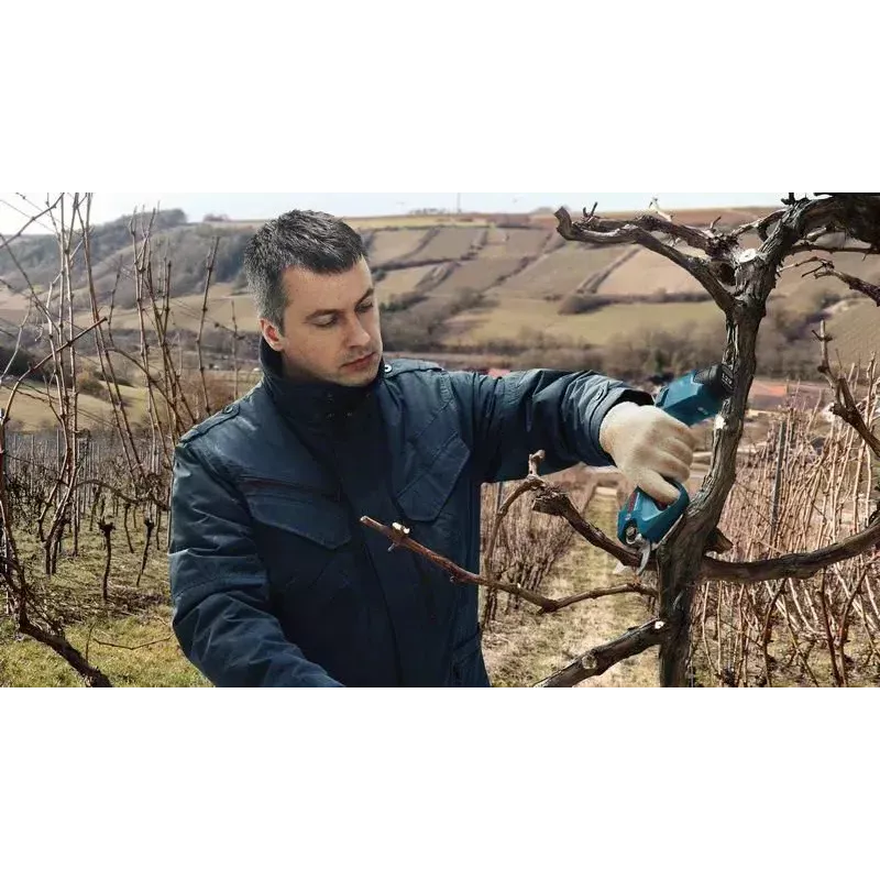 Bosch Pro Pruner Professional belaidė žoliapjovė 2,5 cm 12 V Ličio jonų (Li-Ion) mėlyna