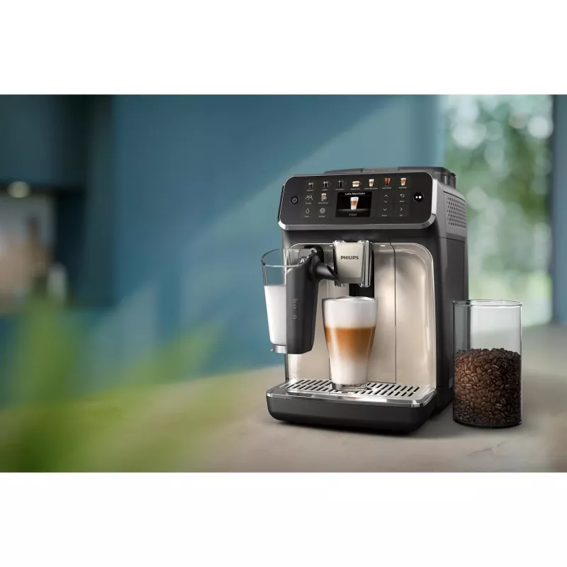 Philips 5500 serijos EP5547/90 kavos aparatas, visiškai automatinis espreso aparatas, 1,8 L