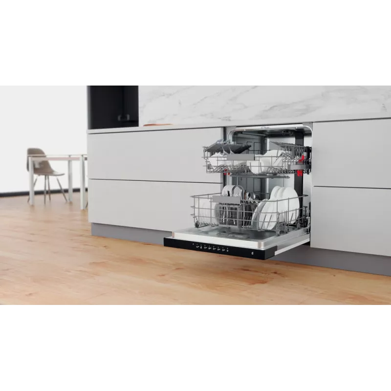 Whirlpool WBC3C26B Pusiau įmontuojama indaplovė 14 komplektų