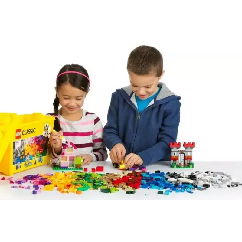 Konstruktorius LEGO Classic 10698 — 790 dalių, įvairiaspalvis, 33 spalvos, su žaliomis pagrindo plokštėmis ir aksesuarais