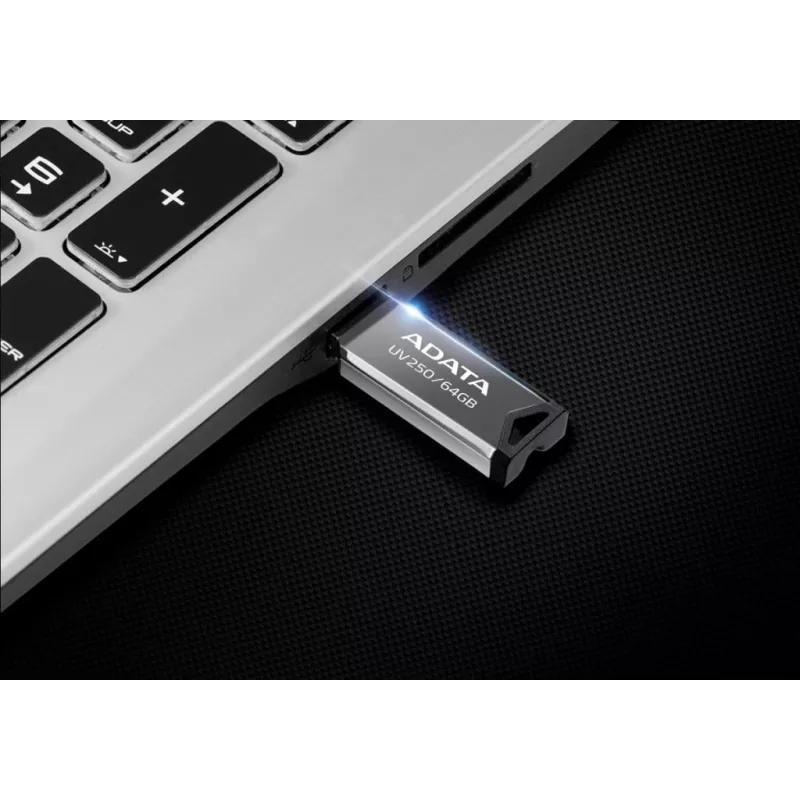 ADATA UV250 USB atmintukas 32 GB USB Type-A 2.0 sidabrinis