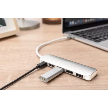 DIGITUS USB-C 4 prievadų stotelė 4x USB 3.0, 1x PD įkrovimas, pilka