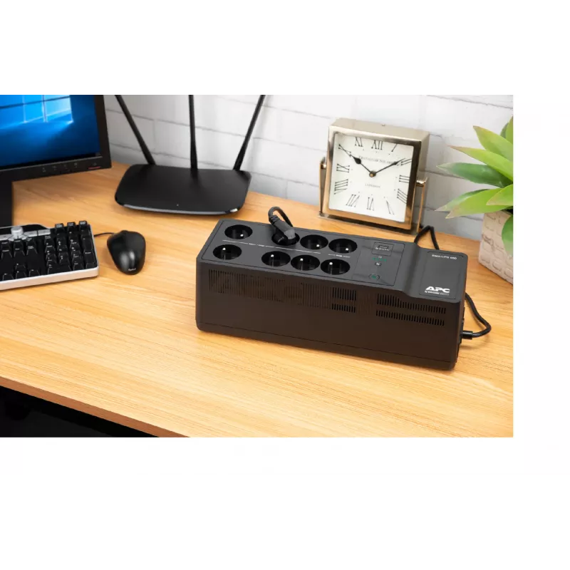APC Back-UPS 650VA 230V 1 USB įkrovimo prievadas - nepertraukiamo maitinimo šaltinis (USV) Offline 0.65 kVA 400 W 8 lizdai