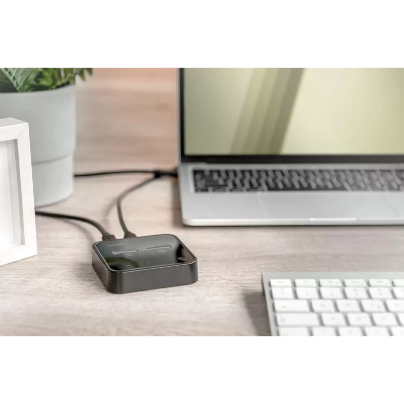 Digitus Dual M.2 NVMe SSD Dock su USB-C ir neprisijungus klonavimo funkcija