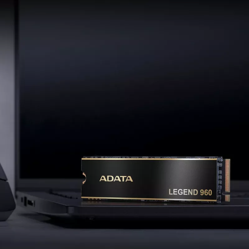 SSD M.2 1 TB ADATA LEGEND 960 PCIe 4.0 NVMe, 7400/6000 MB/s, 3D NAND, SMI SM2264, HW šifravimas, radiatoriaus plokštė